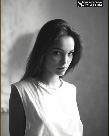 Лола Ле Ланн